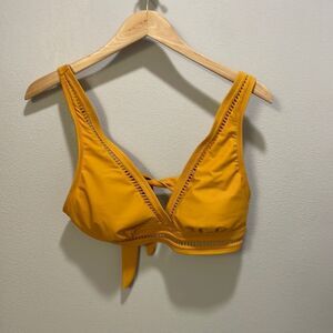 TIME and Tru woman’s mustard yellow bikini top